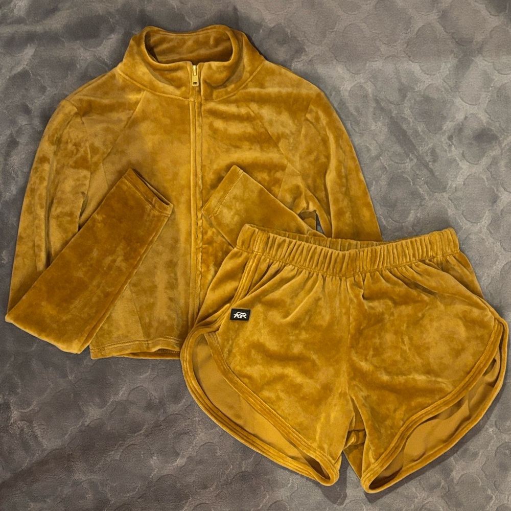 Tiger Friday Burnt Yellow Track Set CXL